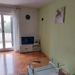 شقة Ivana Diklo