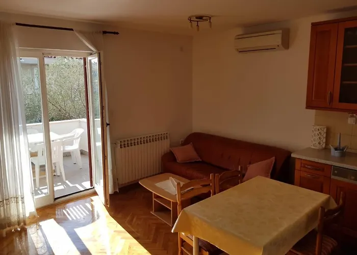 公寓 Ivana Diklo *